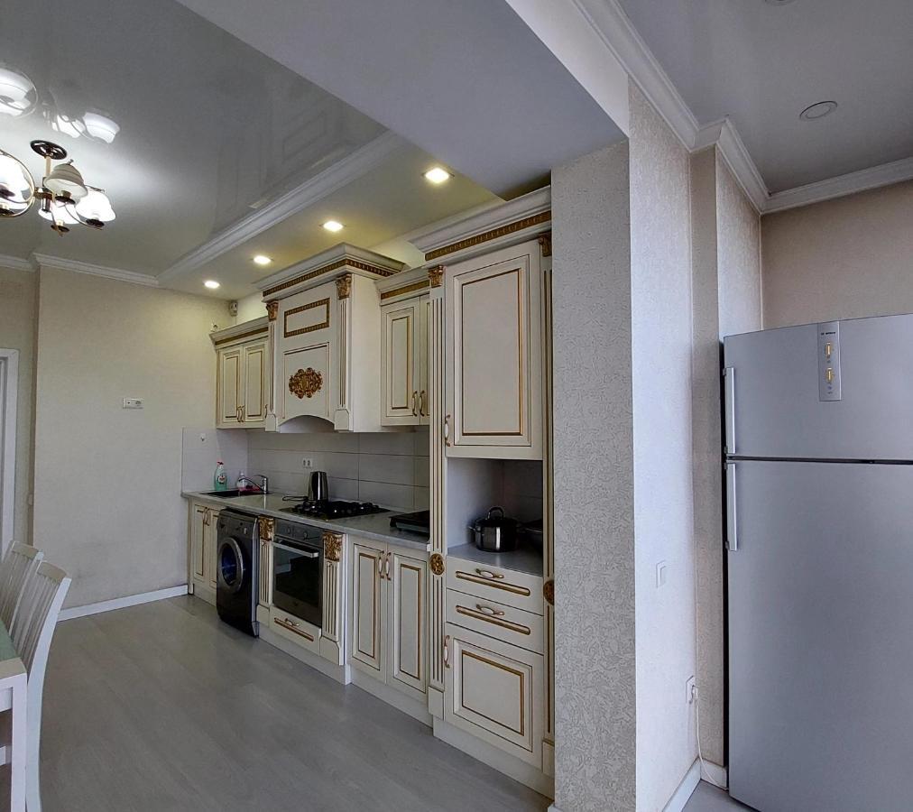 Elite Apartment In Street Mederova 50 Bishkek Exterior foto
